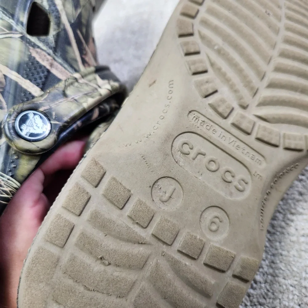 CROCS classic clogs